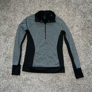 Half zip pull over